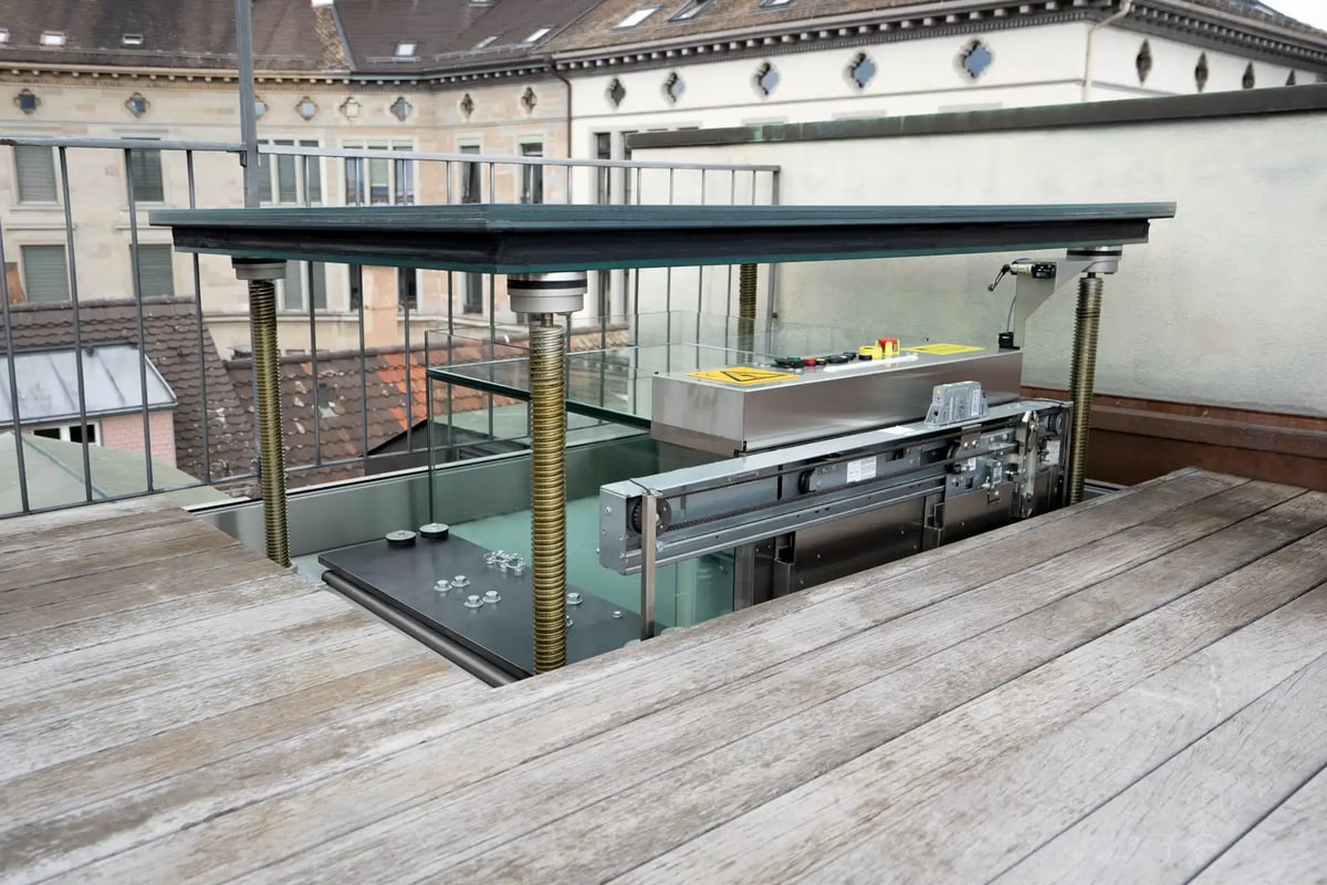 EMCH_Rooftop-Lift_Kirchgasse_105